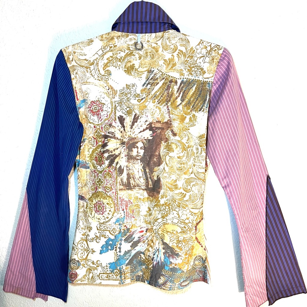 Save The Queen Top. Snap Button Blouse. Size Smal… - image 2